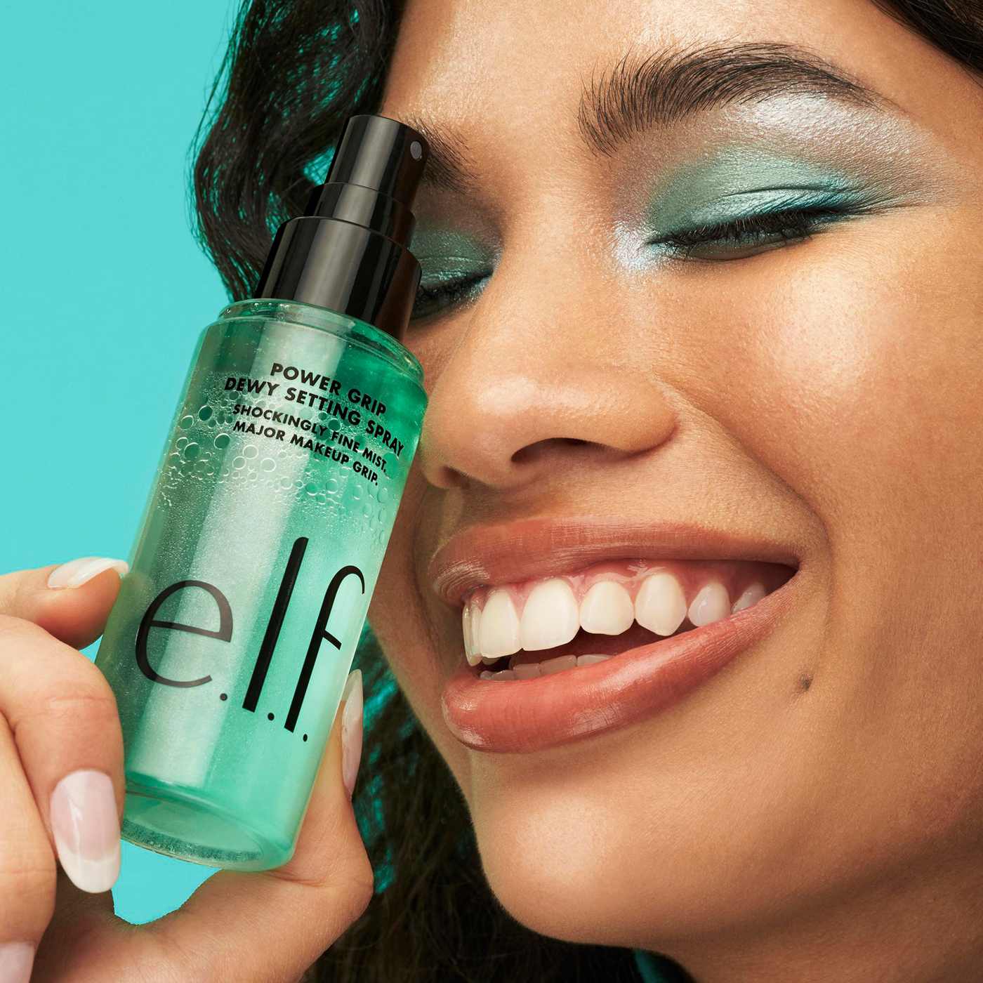 E.L.F Power Grip Dewy Setting Spray Sellador Hidratante Con Infusión De Aloe, Acido Hialurónico, Escualano, Aceite De Semilla De Té Verde.