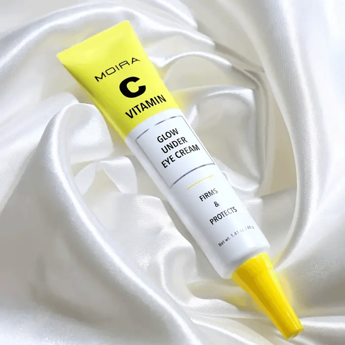 MOIRA Glow Under Eye Crema Iluminadora Para Contorno De Ojos Con Vitamina C & Extractos De Frutas - 20mL
