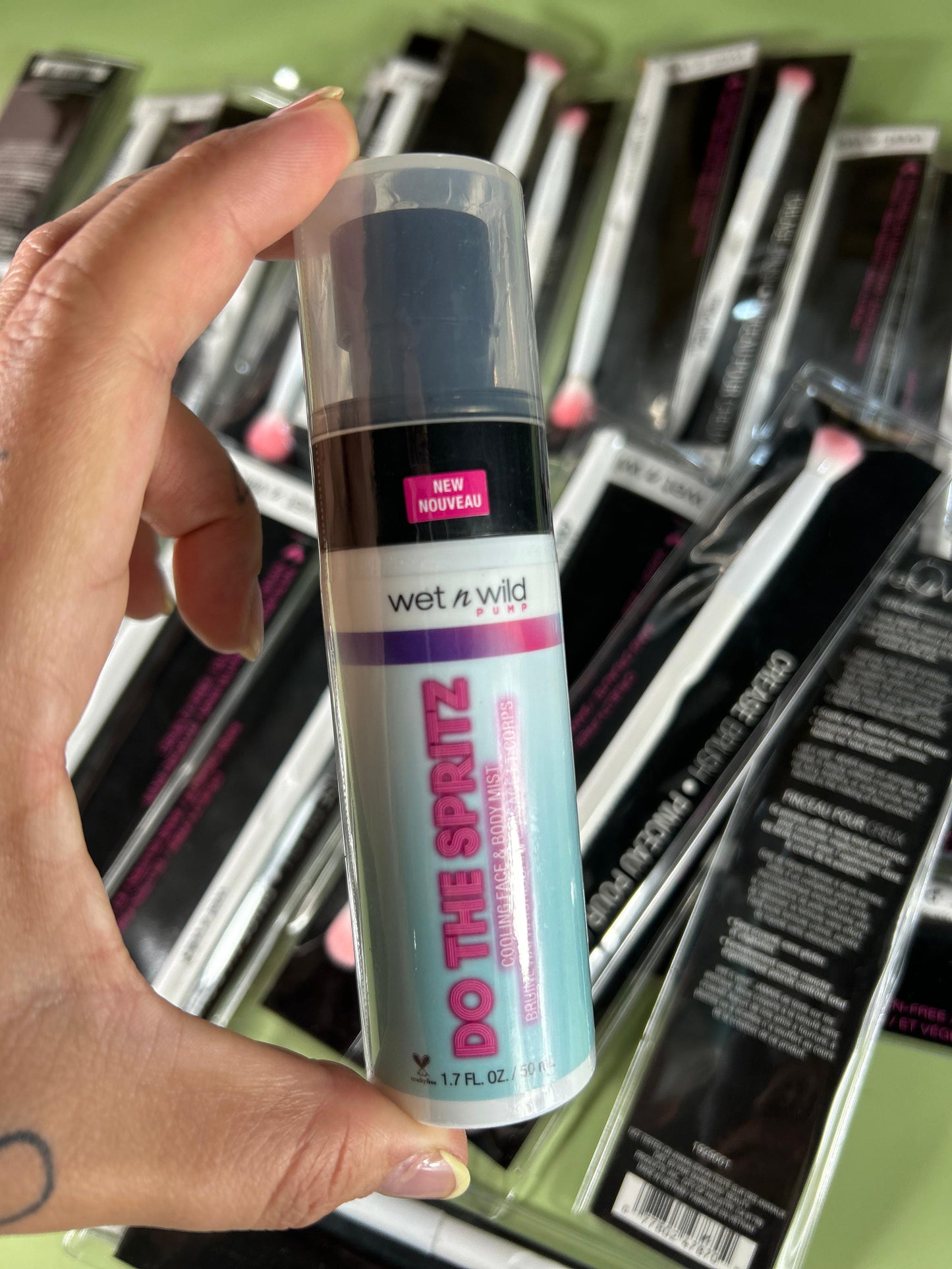 Wet n Wild Do The Spritz Niebla Facial Y Corporal Refrescante