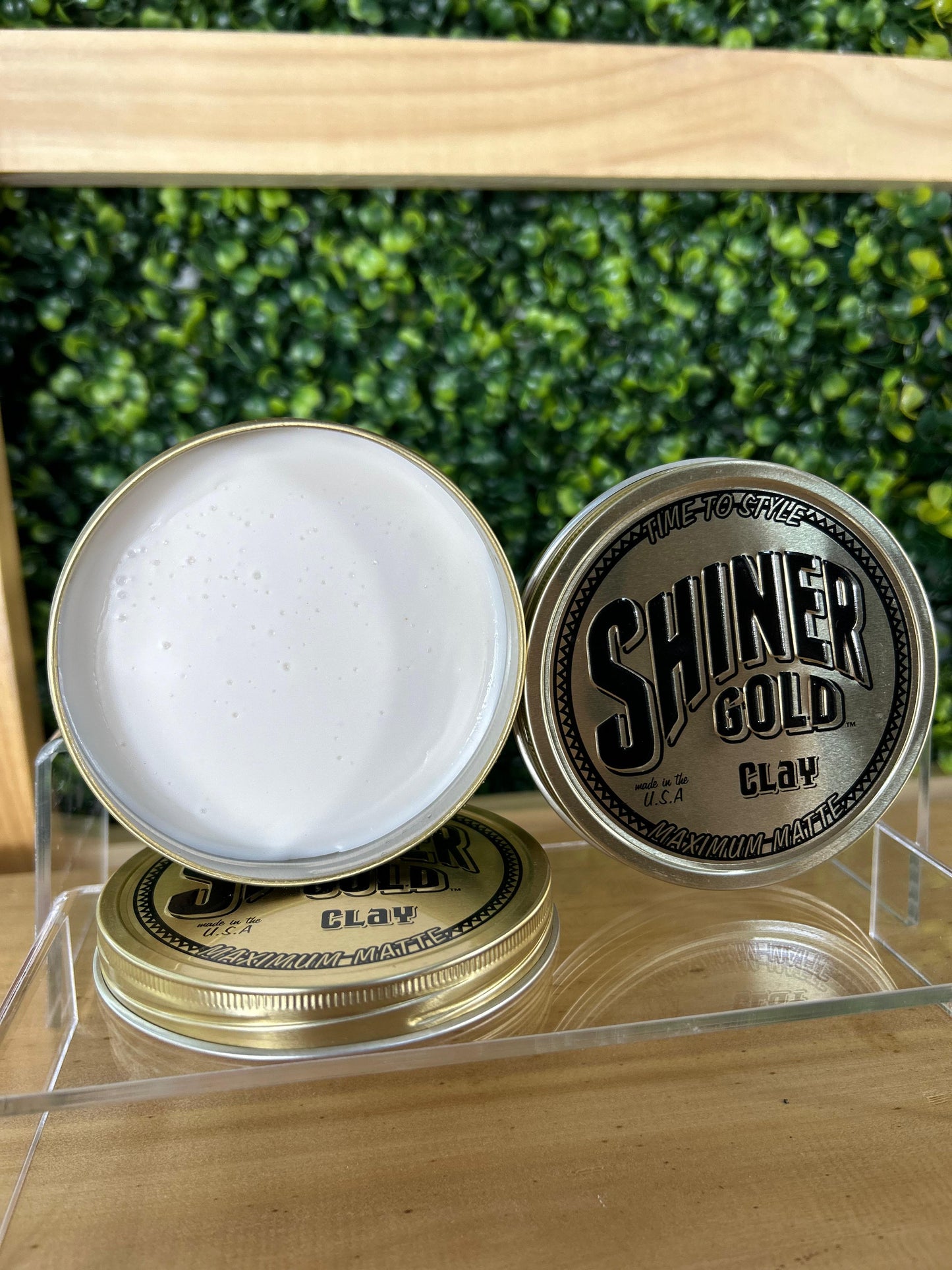 Shiner Gold Pomade A Base De Agua Para Peinado De Cabello 3.4oz - Maximum Matte Clay