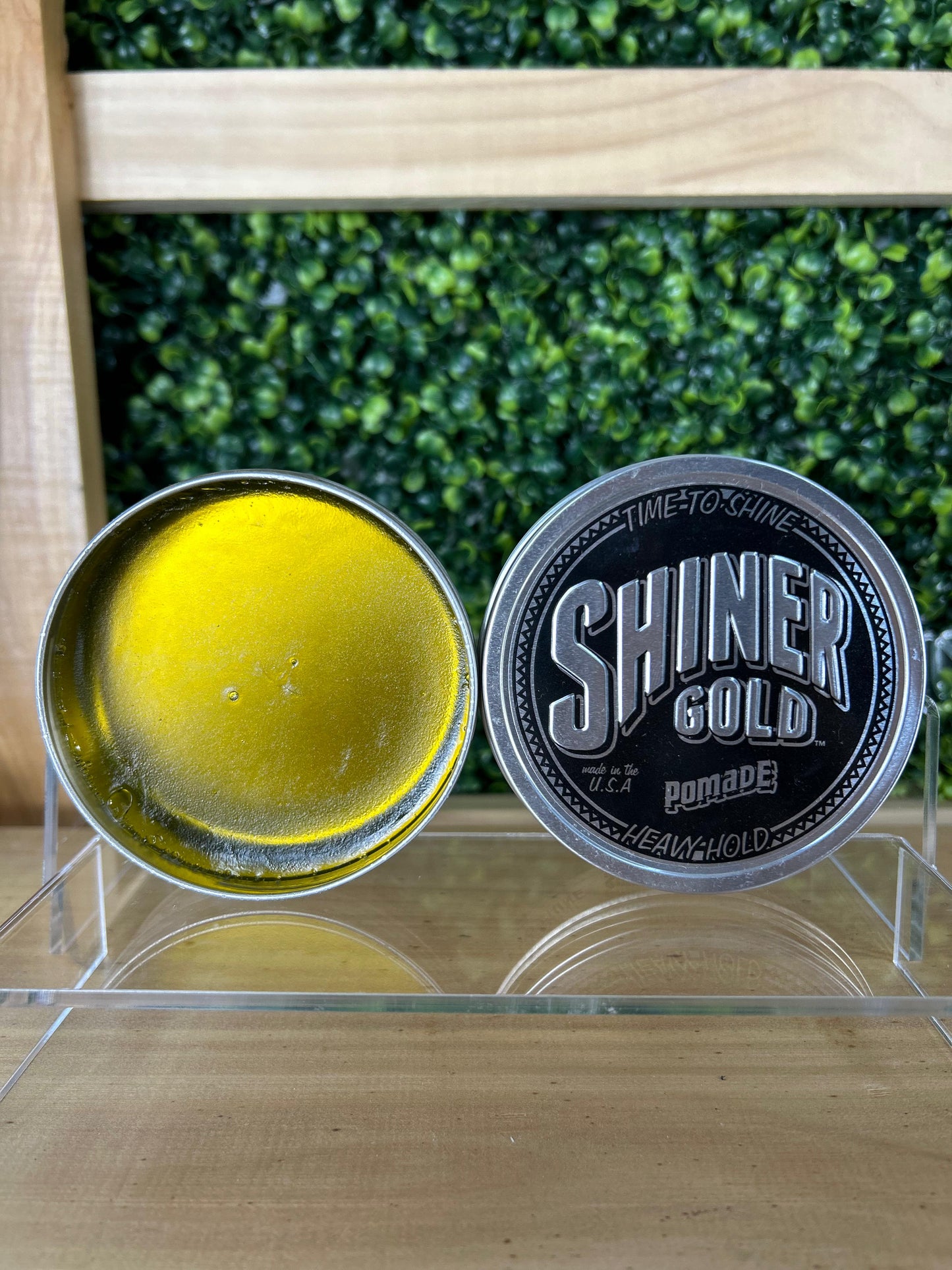 Shiner Gold Pomade A Base De Agua Para Peinado De Cabello 3.4oz - Heavy Hold Fijacion Fuerte