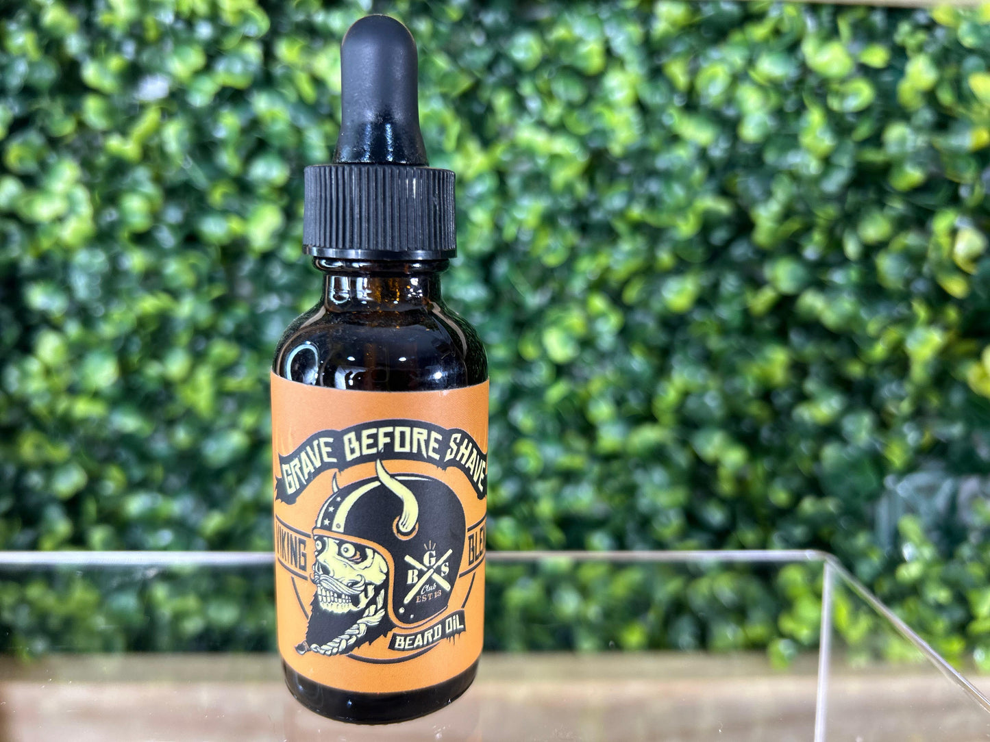 Grave Before Shave Aceite Para Barba De Ingredientes Naturales 1oz - Viking Blend (Sin Aroma)