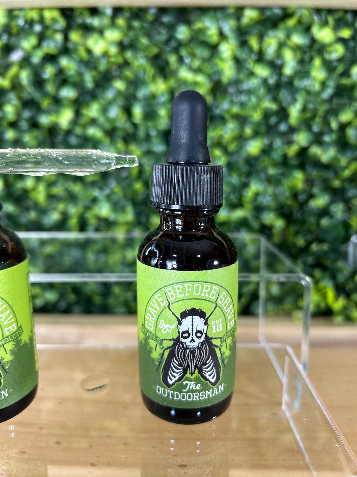 Grave Before Shave Aceite Para Barba De Ingredientes Naturales 1oz - Outdoorsman Blend