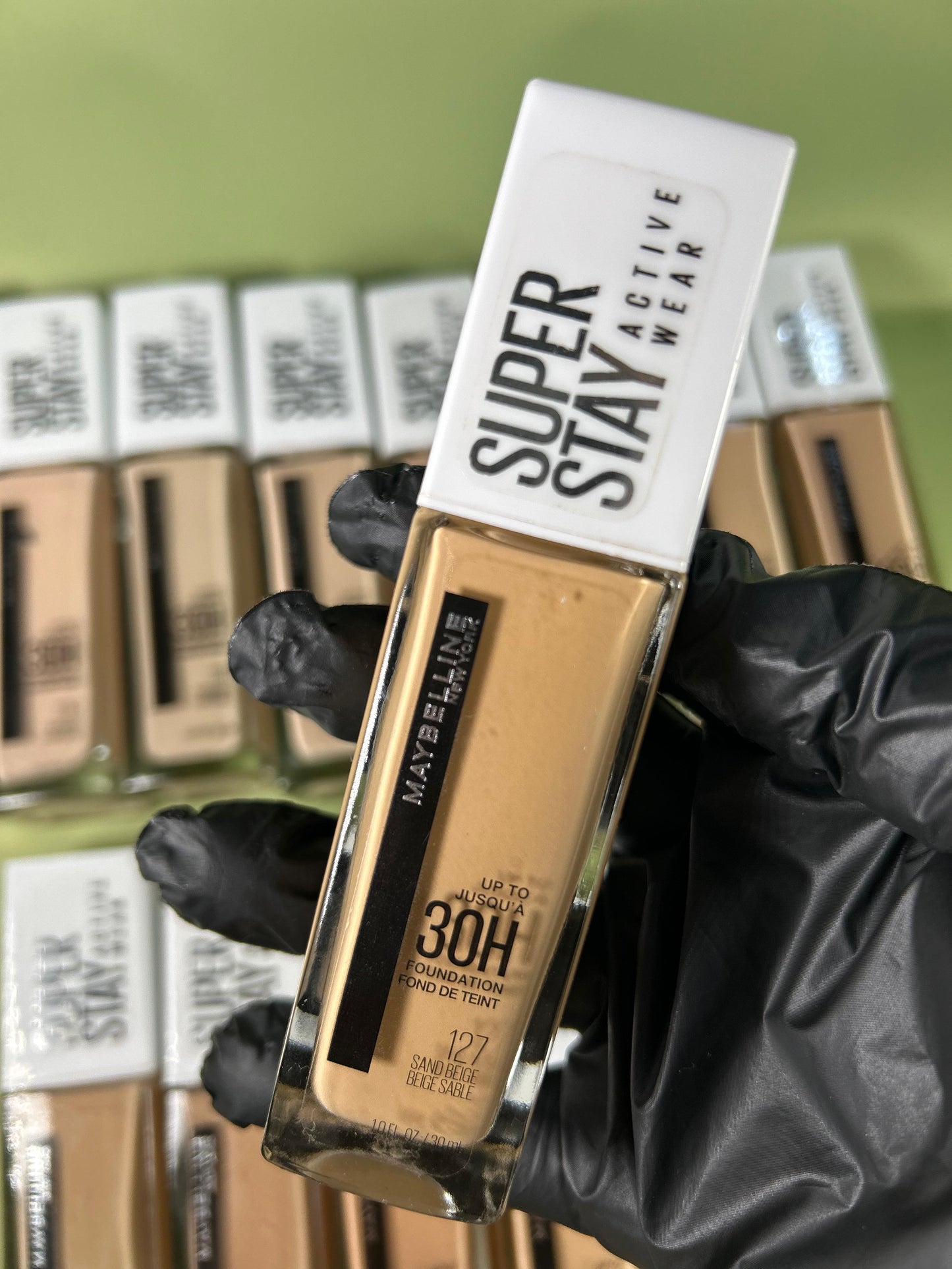 127 SAND BEIGE - Maybelline Superstay Active Wear Base Liquida 30 Horas Resistente Al Agua