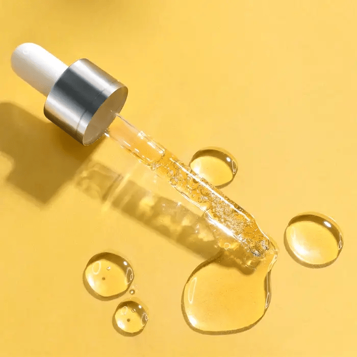 MOIRA Serum De Tratamiento Facial Con Collageno & Retinol - 30mL