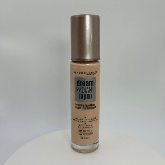 08 FAIR IVORY - Maybelline Dream Radiant Base Liquida Con Acido Hialurónico Y Colageno