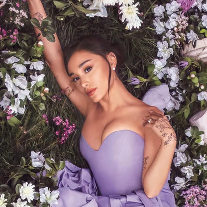 Ariana Grande God Is A Woman Perfume Para Mujer Eau De Parfum (100mL/3.4oz)