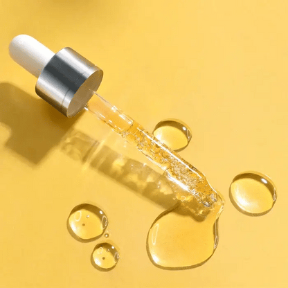 MOIRA Serum De Tratamiento Facial Con Collageno & Retinol - 30mL